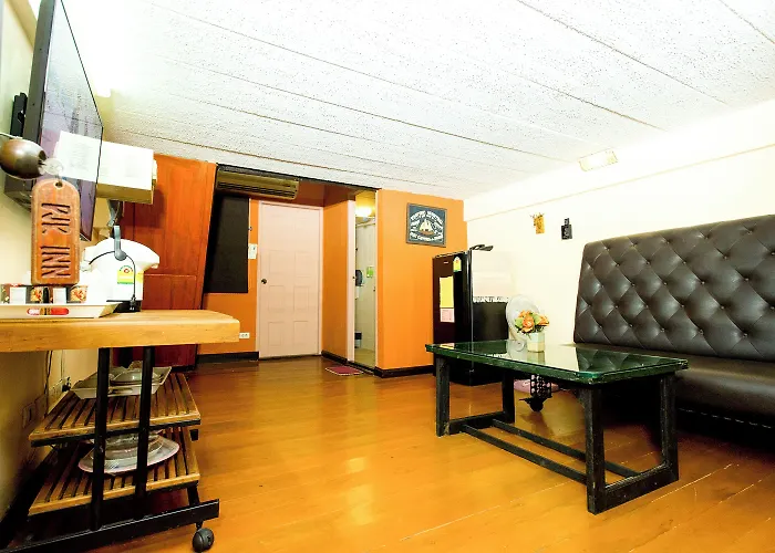 Hostel Pjr Chateau *